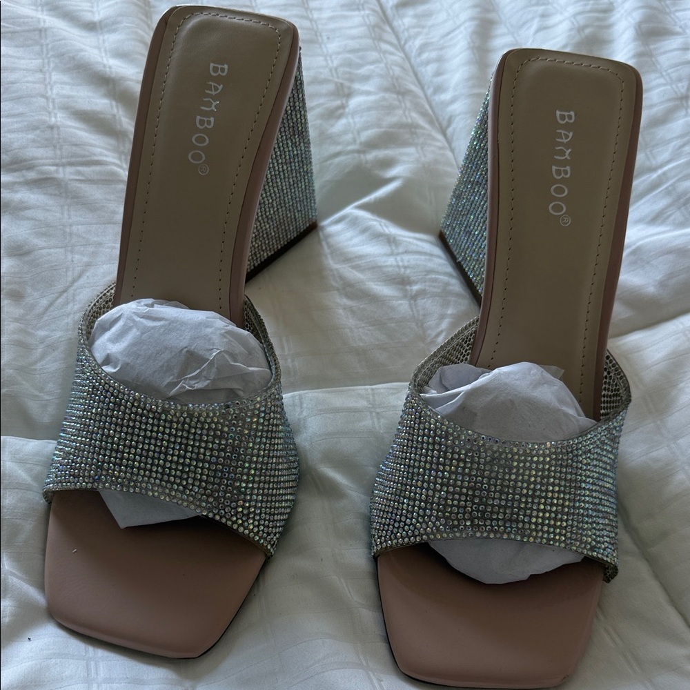 BAMBOO Women's Glittering Silver Heels